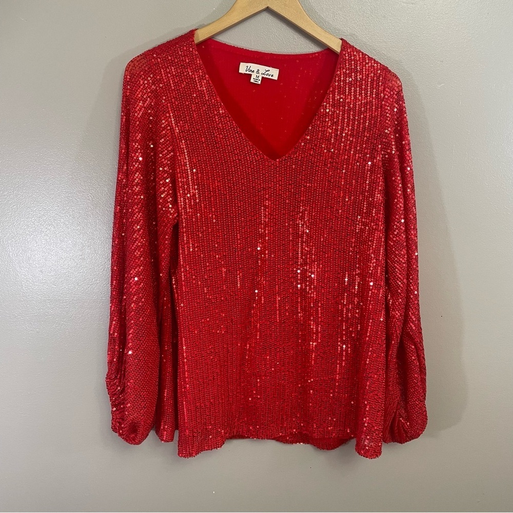 Vine & Love women’s size Medium Red Sequin Top ballon sleeve